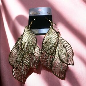 ❤️‍🔥4 for $20 Fashion Jewelry Gold Feather Statement Earrings